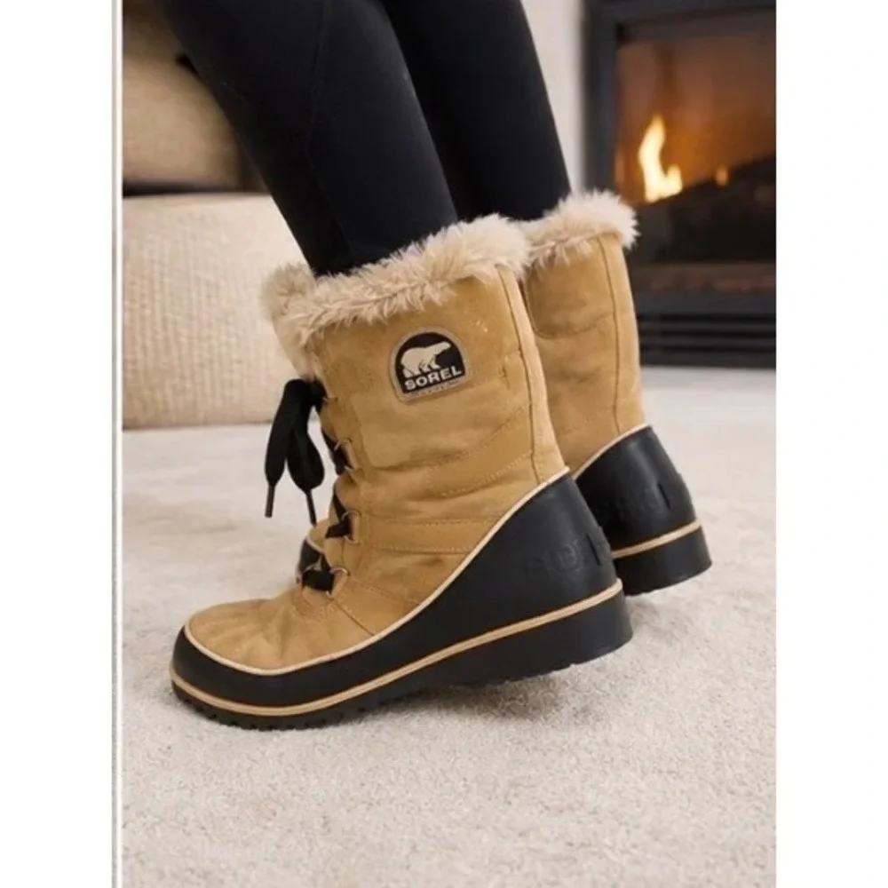 SOREL Tivoli Waterproof Winter Boots Youth 7Y / Women's 8-8.5 Tan Black